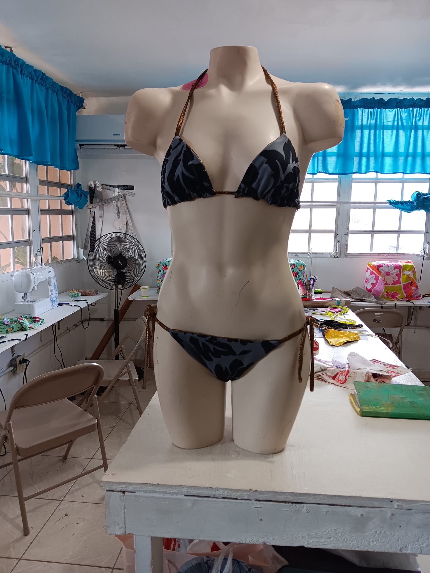 Taller traje de baño